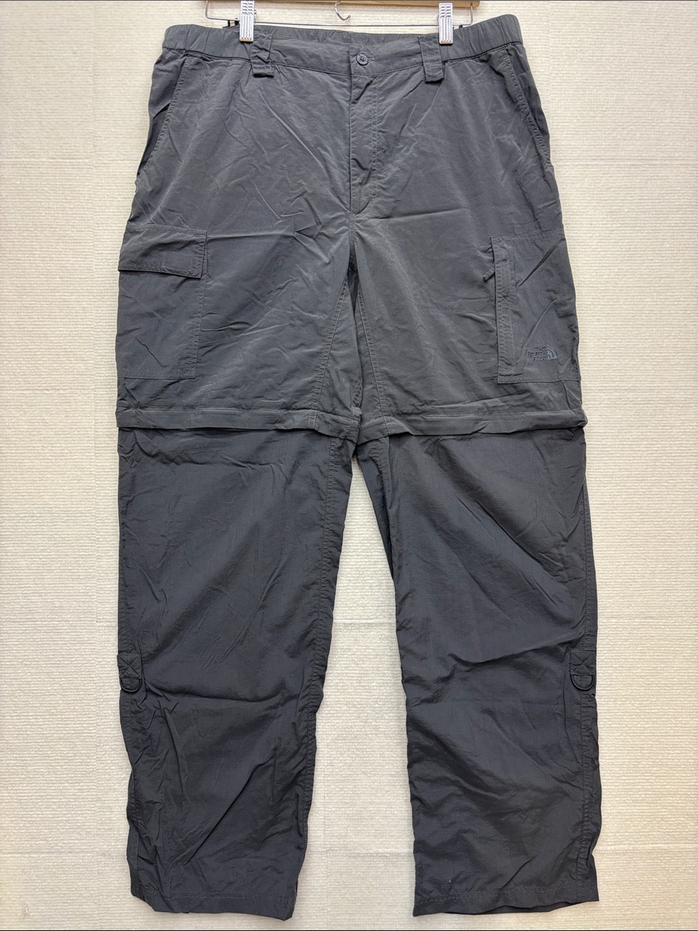 The North Face | Men's Convertible Cargo Pants - Dark Gray XL